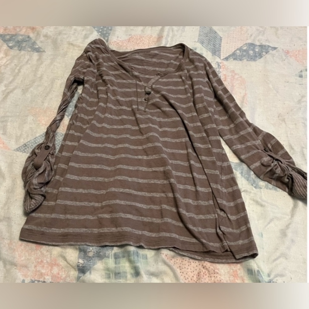 Maternity shirt